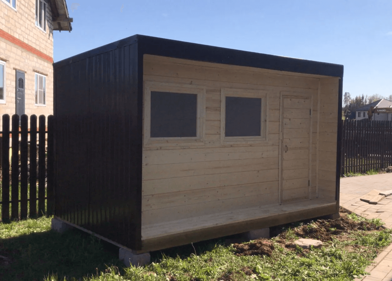 Стили бытовок: хай-тек против барнхауса